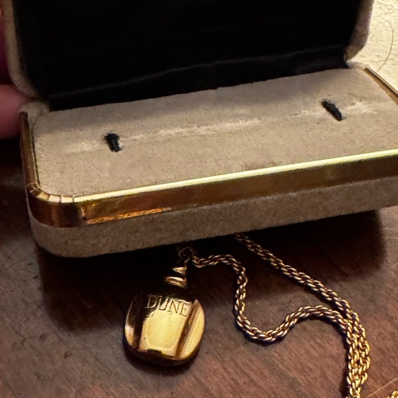 Christian Dior Vintage Pendant Necklace with the Original Box!!!!!!!! - Picture 8 of 10